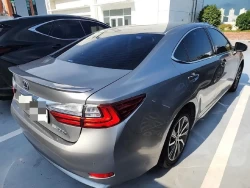 LEXUS ES 300h. JTHBW1GG2G2126972 3