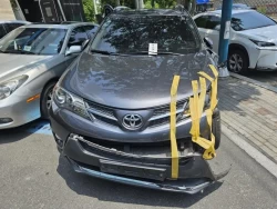 TOYOTA RAV4. JTMYFREV9HD092479 0