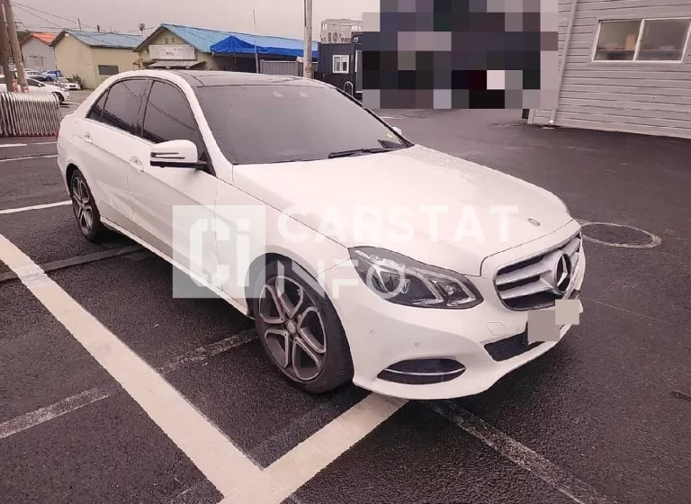 Mercedes Benz E350. WDDHF8JB0EA880415