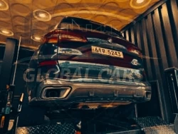 BMW X5 M50d. WBACV0100KLB13073 1