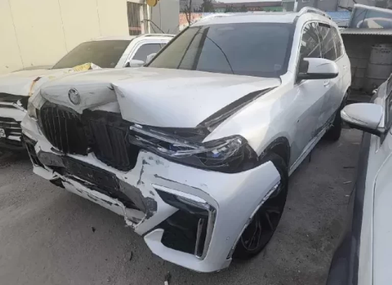 BMW X7 xDrive30d M Sport. WBACW8106L9D01588