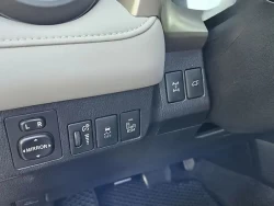 TOYOTA RAV4. JTMYFREV9HD092479 11