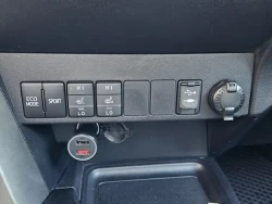 TOYOTA RAV4. JTMYFREV9HD092479 8