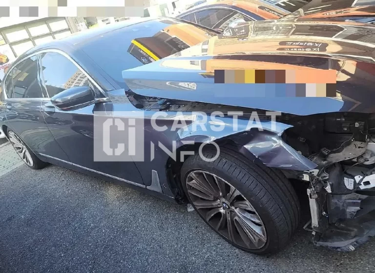 BMW 730Ld. WBAYG4103FD832418