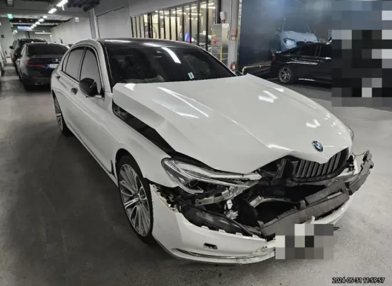 BMW 740dx. WBAYB010XFD598916