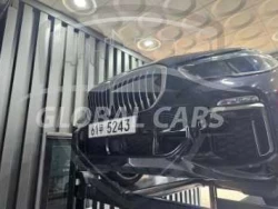 BMW X5 M50d. WBACV0100KLB13073 0