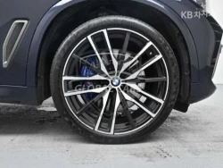 BMW X5 M50d. WBACV0100KLB13073 9